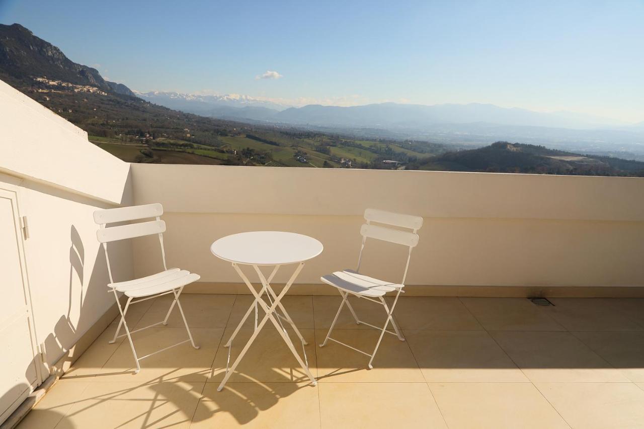 Апартаменты La Terrazza In Collina Сан-Джемини Экстерьер фото
